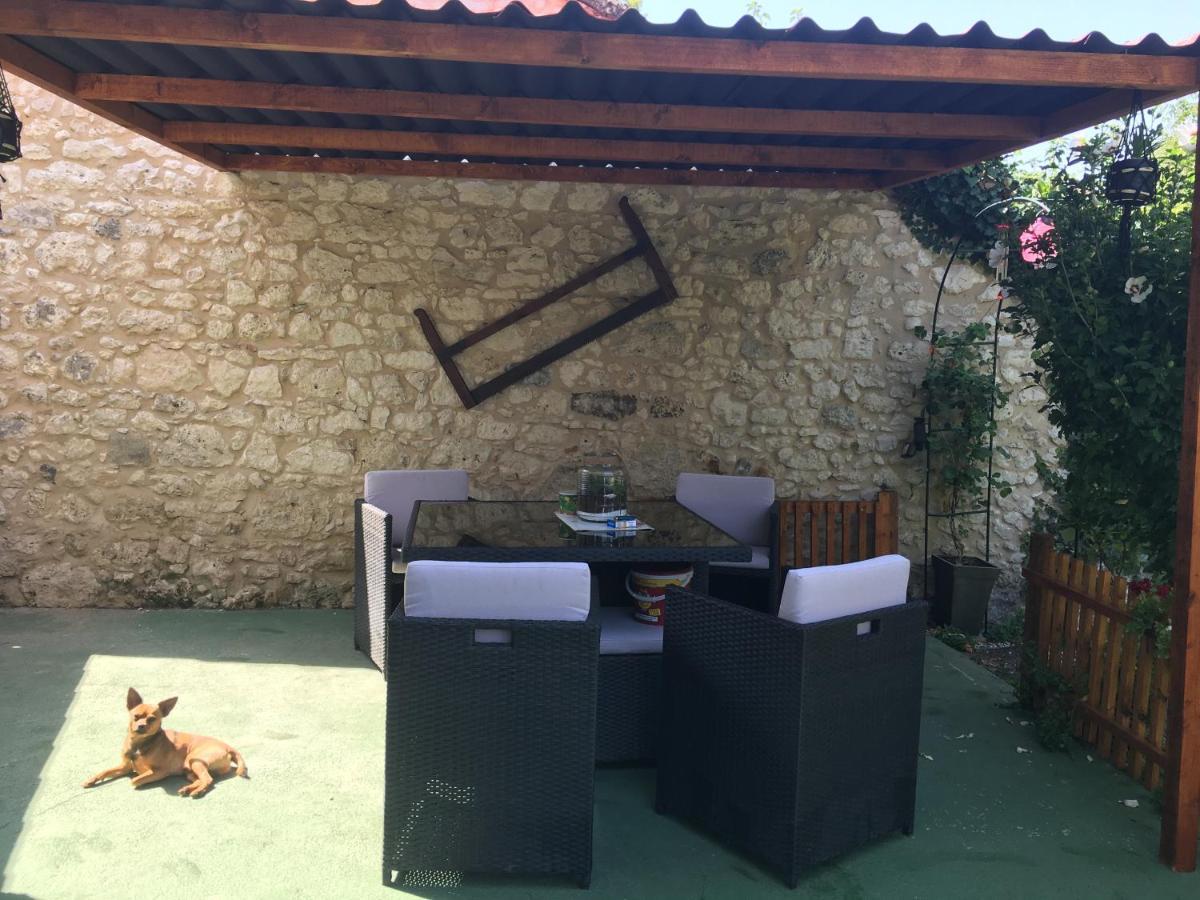 Gite En Pierre Le Paradis Parc Cloture Jacuzzi 5 Places Piscine Au Perigord Pourpre 9Km De Bergerac Saint-Aubin-de-Lanquais 外观 照片